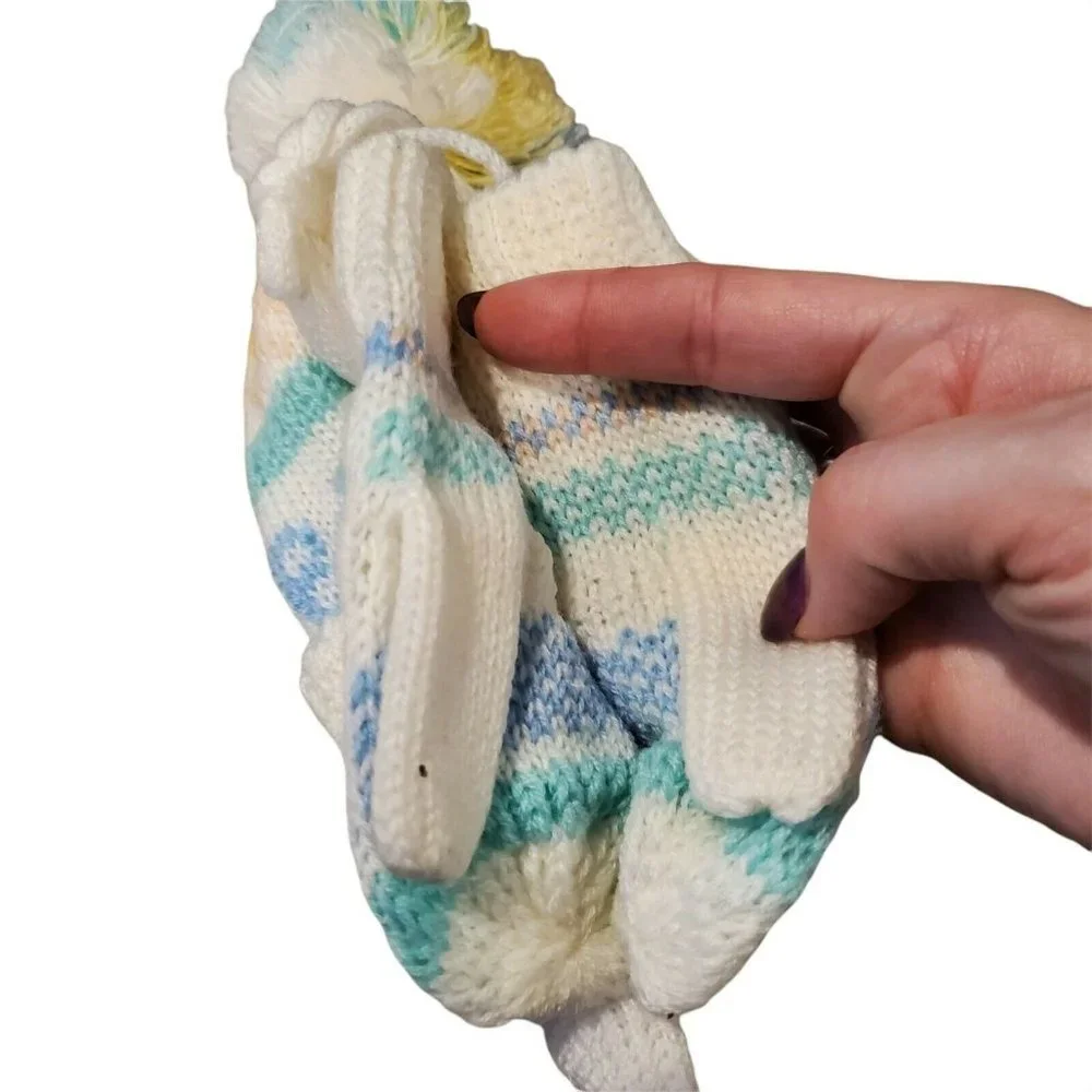 NWOT Vintage 80s Baby Stocking Hat Pom Mittens‎ Knit White Pastel Acrylic